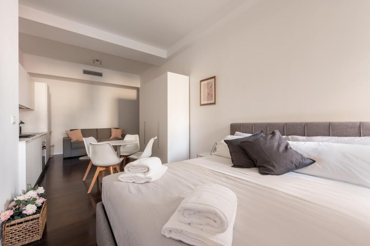 We Home - Bandello House, Corso Magenta Milan Luaran gambar